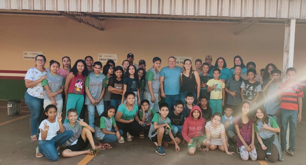 Projeto do Professor Pontinha  aproxima  comunidade escolar do  Poder Legislativo