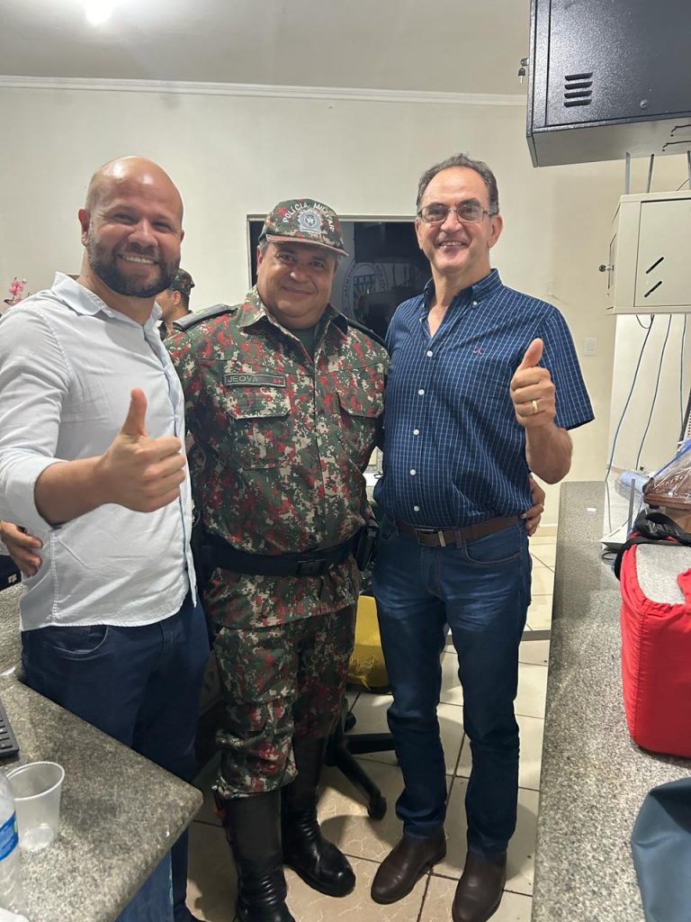 Gilberto Segóvia acompanha Gordo da Tigre em solenidade da Polícia Militar Ambiental em Dourados