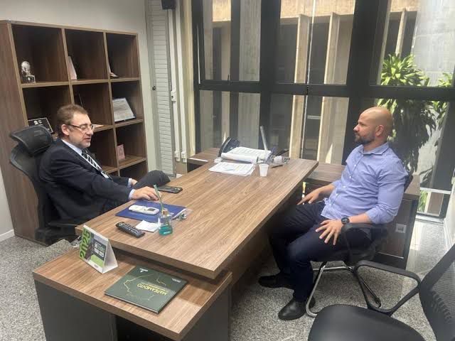Vereador Gilberto Segóvia comemora pagamento de emendas conquistadas junto a deputados estaduais Vereador Gilberto Segóvia comemora pagamento de emendas conquistadas junto a deputados estaduais