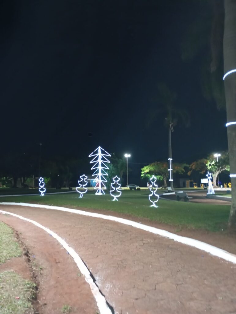 João Paulo do Dinho celebra o “Natal com Afeto 2025” com moradores de Cristalina e Nova América