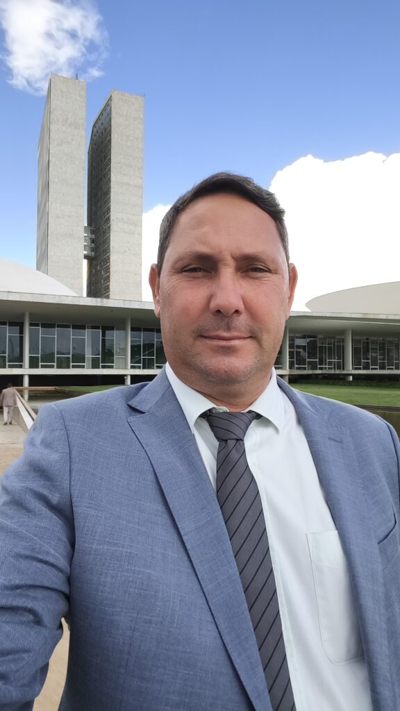 Sandro Pacheco busca recursos em Brasília e garante novos investimentos para Caarapó Sandro Pacheco busca recursos em Brasília e garante novos investimentos para Caarapó