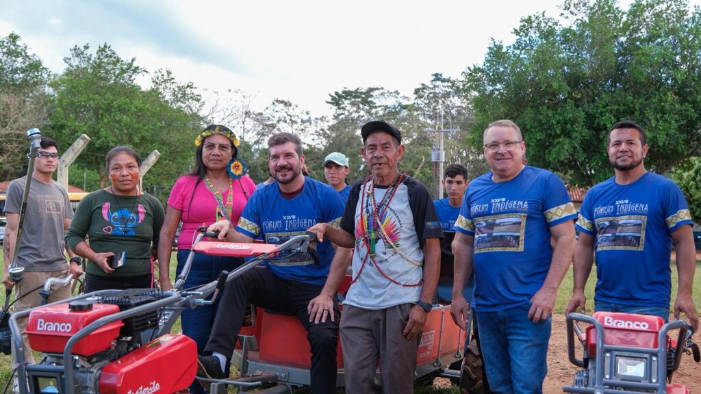 Professor Pontinha prestigia Fórum Indígena na Aldeia Te’yikue ao lado do deputado Pedro Kemp