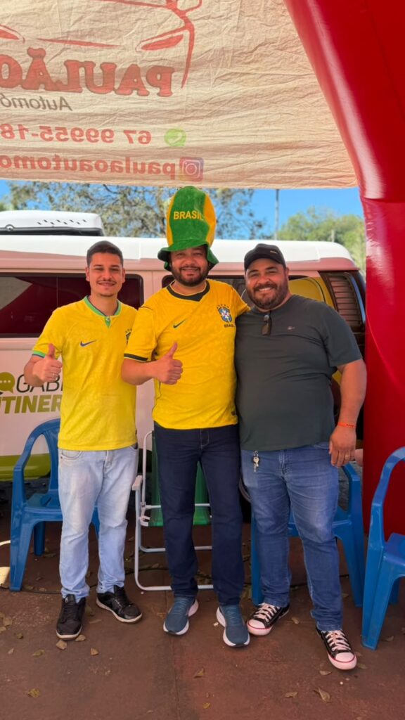 Nado Tozzi promove 2º Encontro de Figurinhas e reúne centenas de pessoas na Praça Central de Caarapó