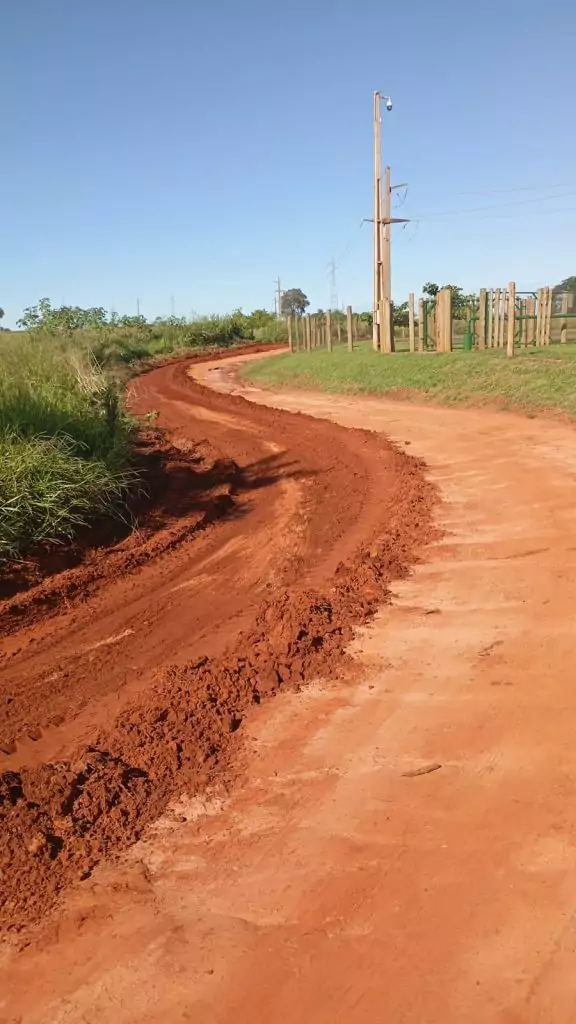Léo Mecânico agradece prefeita Lurdes por melhorias nas estradas do Boi Jaguá Léo Mecânico agradece prefeita Lurdes por melhorias nas estradas do Boi Jaguá